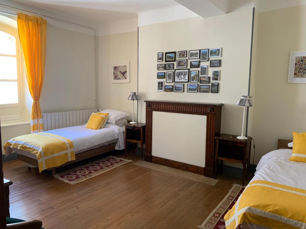 Velo Ariege Pyrenees Bed & Breakfast La Bastide-de-Serou Ngoại thất bức ảnh